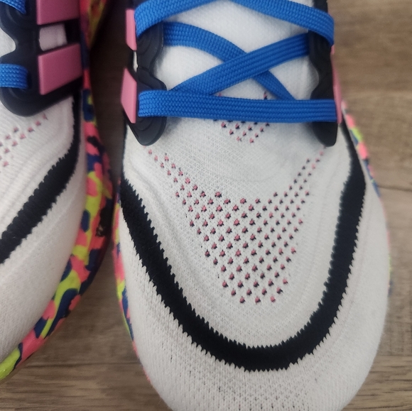 Adidas Ultraboost Sneakers - Picture 6 of 7